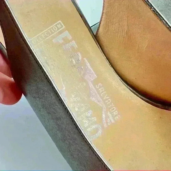 SALVATORE FERRAGAMO GREY LEATHER SLINGBACK KITTY HEEL OPEN TOE SANDALS 6.5 - Picture 13 of 16